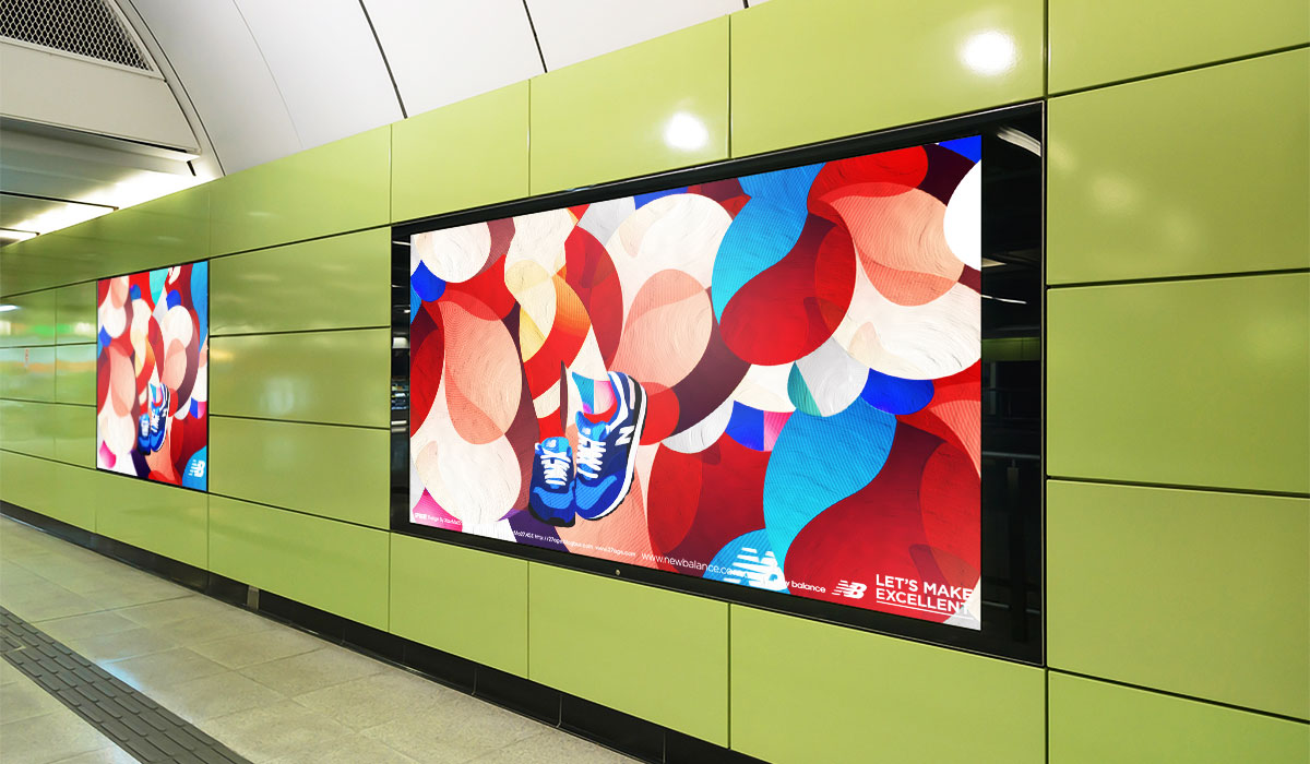 新百倫海報(bào)展示